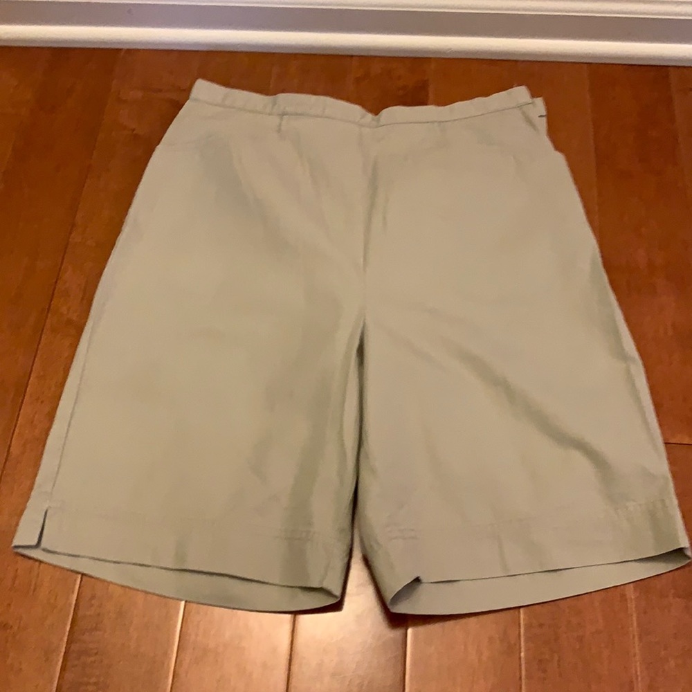 Talbots Women Bermuda‎ Shorts Size 6